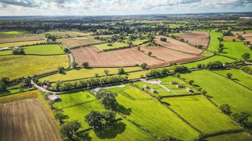 Radbourne House | Elm Lodge