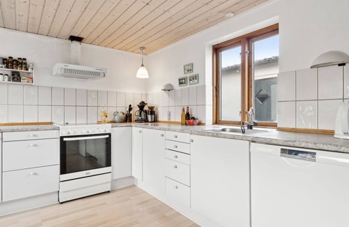 Allinge Apartment | "Elsabeth" - 50m from the sea by Interhome