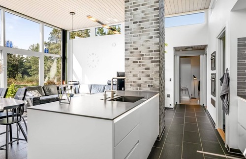 Hou House | "Elviira" - 350m from the sea by Interhome
