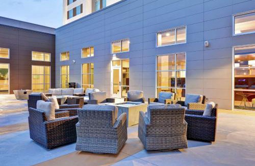 Plainfield Hotel | Embassy Suites By Hilton Plainfield Indianapolis Airport