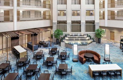 Dublin Hotel | Embassy Suites by Hilton Columbus Dublin