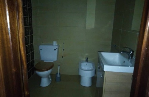 Abelemkpe Apartment | Embrace the real Accra, be apart of the community.