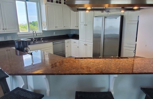 Lakeview Jefferson County House | Embrace the tranquility of this Heavenly Pleasure Island Lake House.