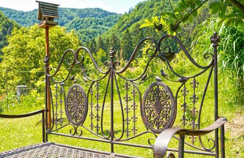 Hrastnik Ski Chalet | Emerald Bell Cottage - Smaragdni Zvonček