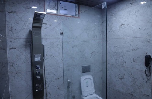 Tirupattur Hotel | Emerald Dove