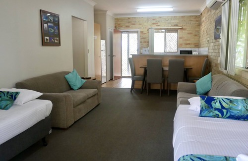 Urraween Hotel | Emeraldene Inn & Eco-Lodge
