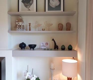 Bedizzole House | Emerilla Home