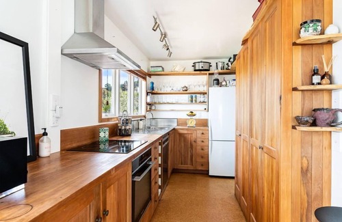 Kaiteriteri House | Emily's Beach House - Kaiteriteri Holiday Home