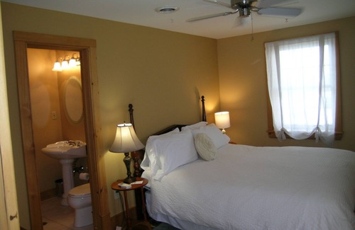 Trent Hills Bed & Breakfast | Emilyville Inn