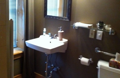 Trent Hills Bed & Breakfast | Emilyville Inn