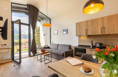 Furth Apartment | Emma Deluxe Aparthotel ganzjährig beheizter Außenpool