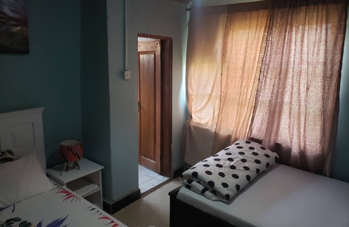 Iringa Bed & Breakfast | Emmy's Backpackers Hostel