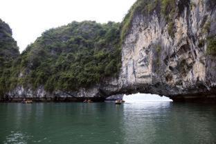 Ha Long Boat Rental | Emperor Cruises Legacy Ha Long