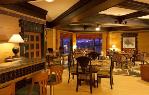Paradeep Hotel | Empires Hotel