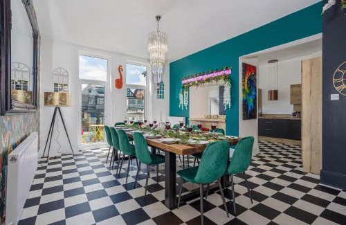North Shore House | Empress Hall Blackpool by Charles Alexander Short Stay - Sleeps 20