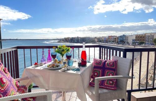 Playa de Arinaga Apartment | EmyCanarias Primera Línea De Playa