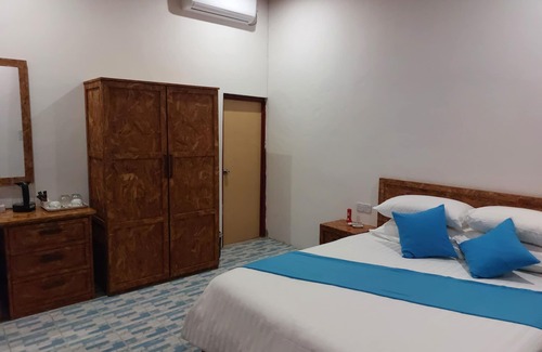 Raa Atoll Hotel | eMzaz Blue Lagoon