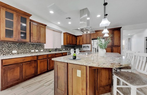 Encanterra House | Encanterra 55+ Luxury Living! Firepit! Amenities Galore