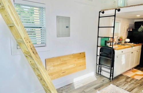Reddick House | Enchanted Hideaway