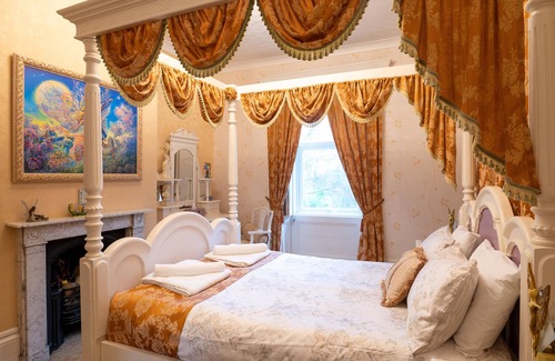 Ventnor House | Enchanted Manor