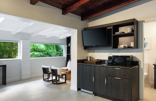Key Largo House | Enchanted Paradise Bungalow at Largo Resort
