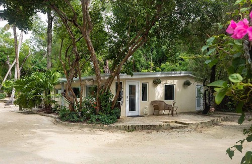 Key Largo House | Enchanted Paradise Bungalow at Largo Resort