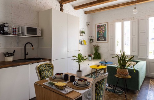 Sants Apartment | Enchanting 2 BR flat w/terrace | Plaça Espanya