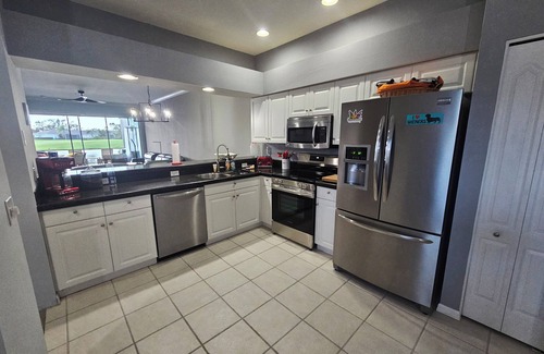 Sarasota House | Enchanting 3-Bedroom Townhome in Sarasota Perfect for Your Florida Getaway!