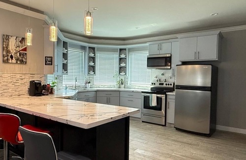 Cleveland House | Enchanting 4-bedroom house with AC in Cleveland