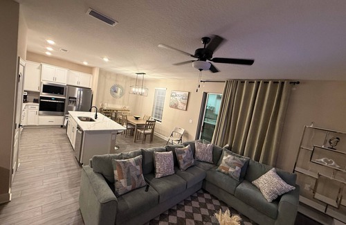 Reunion House | Enchanting 6-bedroom house with AC in Kissimmee