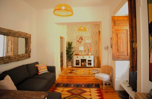 Sao Jose Apartment | Enchanting Apartment in Príncipe Real
