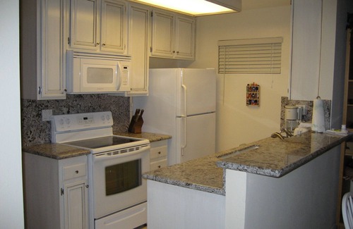 Central Malibu Condo | Enchanting Malibu Beachfront Resort Condominium