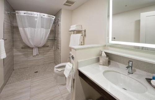 Grande Prairie Hotel | Encore Suites by Service Plus Inns