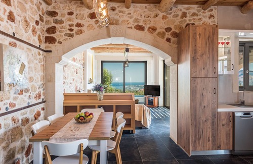 Douliana Villa | Enid Villa with private pool and amazing view
