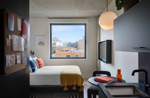 Williamsburg House | Enjoy a Hassle-free Stay! Pet-friendly Property, Near Empire State Building