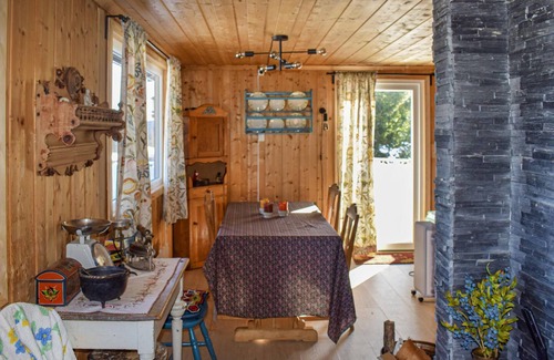 Hurdal House | Enjoy a relaxing family vacation in this vacation home with fantastic views.