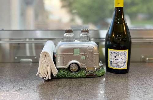 Bellbrook House | Enjoy a tranquil stay in our iconic, but thoroughly modern Airstream.