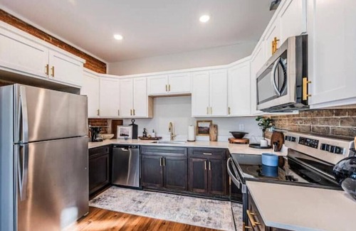 Franklin Apartment | Enjoy Beautiful Historic Franklin Here!