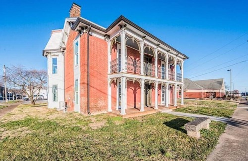 Franklin Apartment | Enjoy Beautiful Historic Franklin Here!
