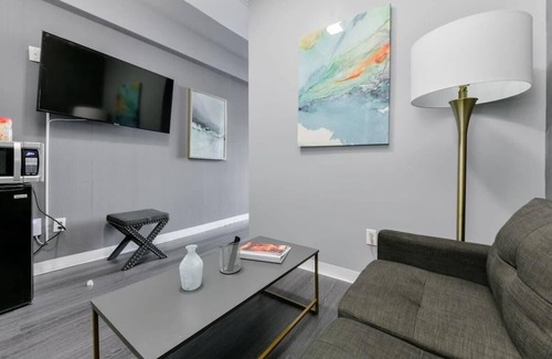 Downtown Boston Apartment | Enjoy Boston, Affordable Stay, Book Today!