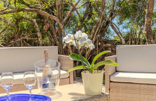 La Conia House | Enjoy Hermosa: house with garden perfect for relaxation and sea.