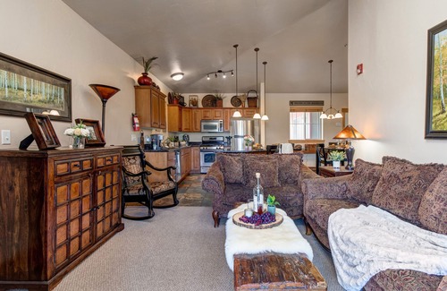 Bear Hollow Village Condo | Enjoy Luxury Community Amenities, Pet-friendly & Free Shuttle- Near Utah Olympic Park!