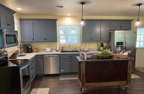Jamestown House | Enjoy Nature In Style!