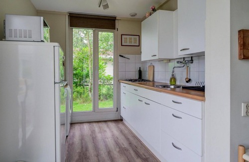 Julianadorp aan zee House | Enjoy privacy and comfort at Holiday home Route 99 in Julianadorp