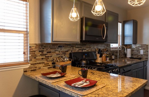 Sparks House | Enjoy the best Reno/Sparks has to offer! Just minutes away!
