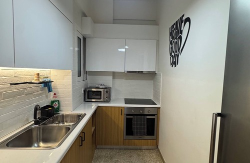 Attiki Apartment | Enjoy the center of Athens. 10 minutes from the Attiki Metro Station