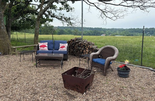 Lincoln Apartment | Enjoy the stars in a peaceful country setting.