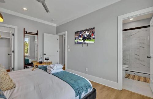 Berry Hill House | Ensemble-4 Unit Combo-8 mins to Broadway