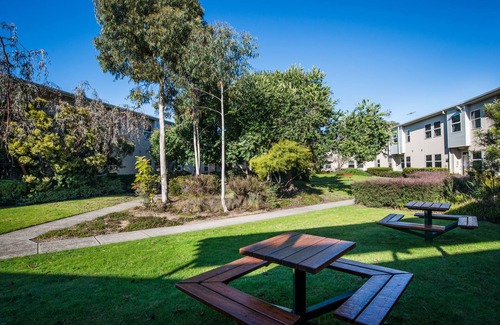 Berwick Apartment | Ensuite apartment in Berwick location
