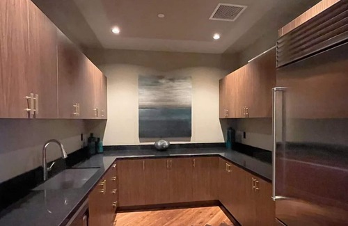 Entertainment District Condo | Entertainment District Luxury 2200 sq ft Condo - Heart of Old Town Scottsdale